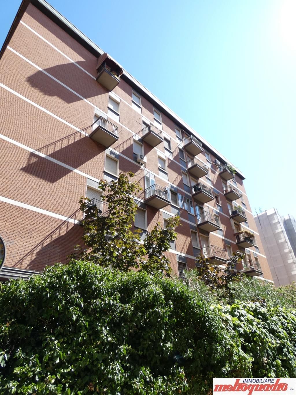 CENTRO ZONA IRNERIO APPARTAMENTO ARREDATO PER STUDENTI
